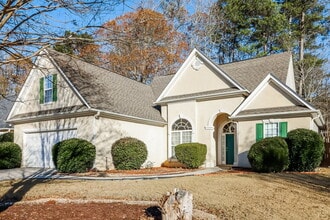 212 Freeman Forest Dr in Newnan, GA - Building Photo - Building Photo