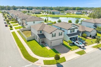 2742 Red Horse Dr in Kissimmee, FL - Building Photo - Building Photo