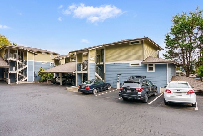 property at 7581 Old Redmond Rd