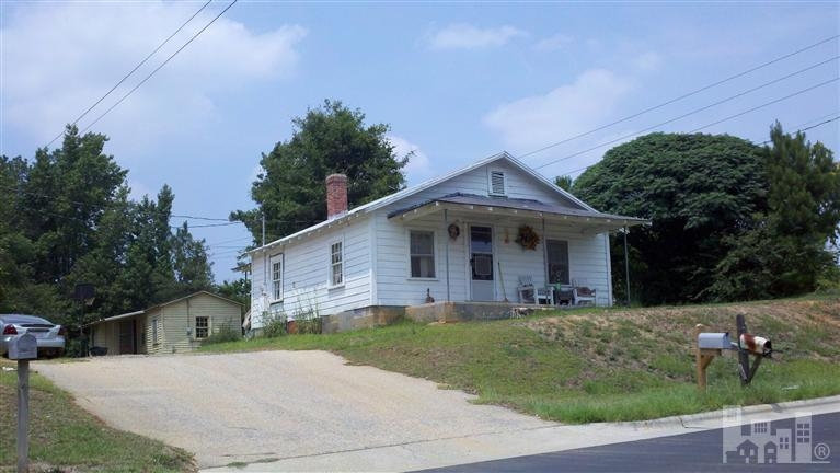 205 North Blvd in Clinton, NC - Building Photo