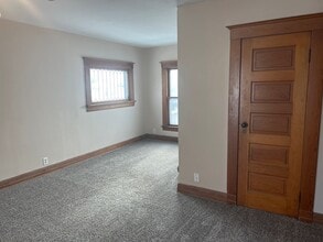 479 N Washington St in Janesville, WI - Building Photo - Building Photo