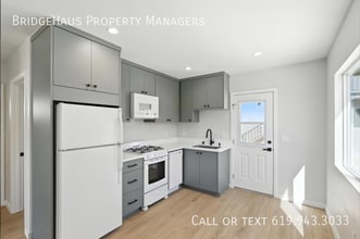 211 Hensley in San Diego, CA - Building Photo - Building Photo
