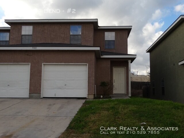 5811 Golf Bend-Unit -#2 in San Antonio, TX - Building Photo