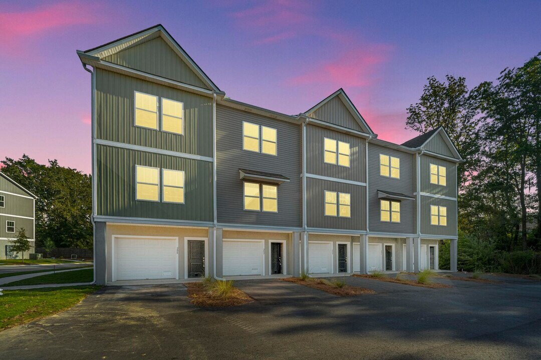 107 Aplomb Aly in Charleston, SC - Building Photo