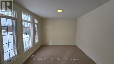 61 Ruby Ridge in Oro Station, ON - Building Photo - Building Photo