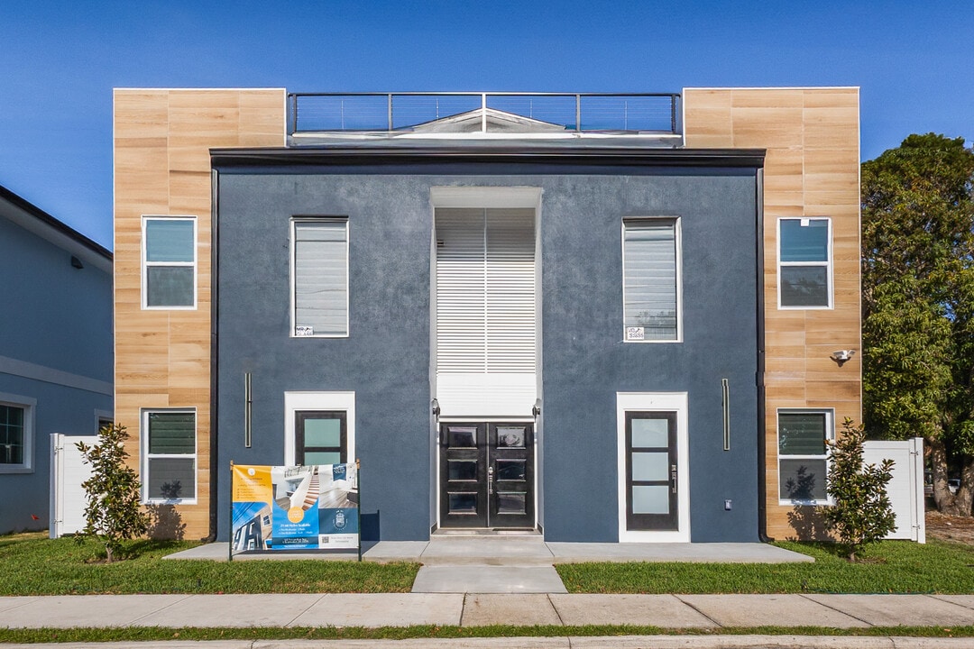 5:30 O Clock-Brand New Luxury Apartments in Clearwater, FL - Building Photo