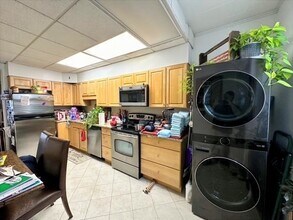 354 Tappan St in Brookline, MA - Building Photo - Building Photo