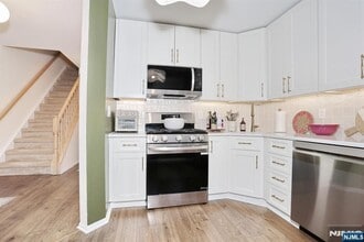 2051 Charles in Mahwah, NJ - Building Photo - Building Photo