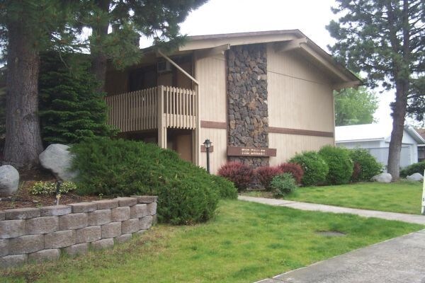 Chalet Apartments in Spokane, WA - Foto de edificio - Building Photo