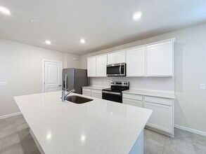 1997 Tohoqua Blvd in Kissimmee, FL - Building Photo - Building Photo