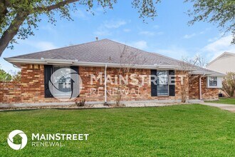 2517 Dove Creek Ln in Carrollton, TX - Building Photo - Building Photo