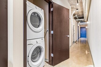 606 N Washington Ave, Unit SI ID1468093P in Minneapolis, MN - Foto de edificio - Building Photo