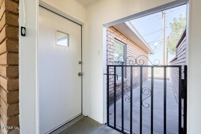 293 Atlantic Rd in El Paso, TX - Building Photo - Building Photo