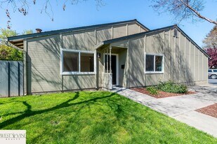 4726 Strawberry Ln in San Jose, CA - Building Photo