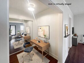 210 Loma Ave in Long Beach, CA - Building Photo - Building Photo