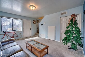 508 S Fountaine St in Flagstaff, AZ - Foto de edificio - Building Photo