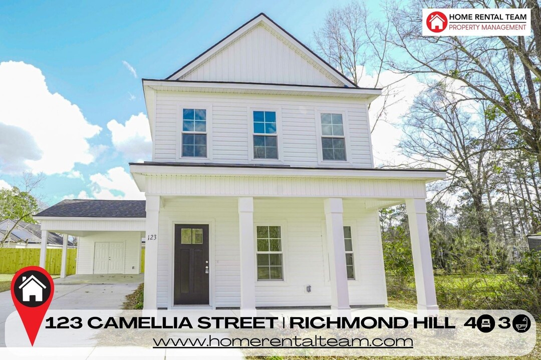 123 Camellia St in Richmond Hill, GA - Building Photo