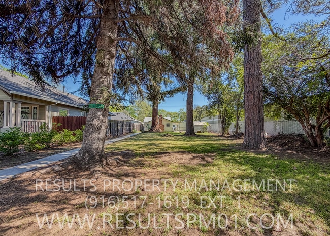 133 Clinton Ave in Roseville, CA - Building Photo - Building Photo