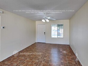 8008 W Mescal St in Peoria, AZ - Foto de edificio - Building Photo