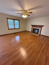 5 Boardwalk Cir in Bloomington, IL - Building Photo - Building Photo