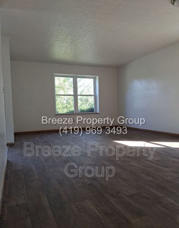 201 W Chalmers Ave in Youngstown, OH - Building Photo - Building Photo