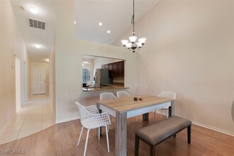 627 St Andrews Blvd in Naples, FL - Building Photo - Building Photo