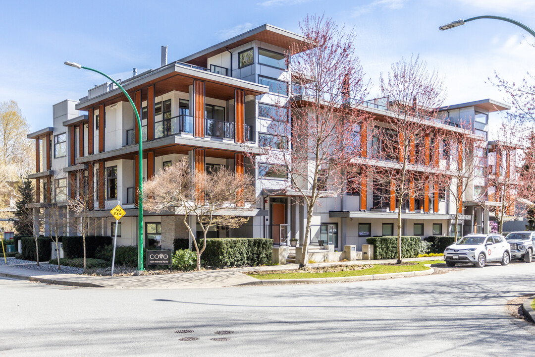 Covo in North Vancouver, BC - Building Photo