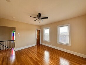 34 N Spring St, Unit Second Floor in Ansonia, CT - Building Photo - Building Photo