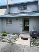 7290 Daniel Webster Dr in Winter Park, FL - Building Photo