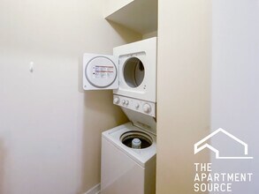 849 W Cornelia Ave, Unit 3S in Chicago, IL - Building Photo - Building Photo