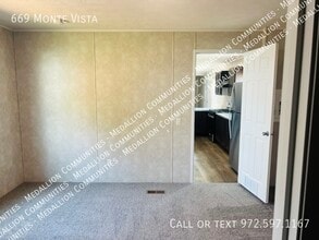 669 Monte Vista Rd in Candler, NC - Building Photo - Building Photo