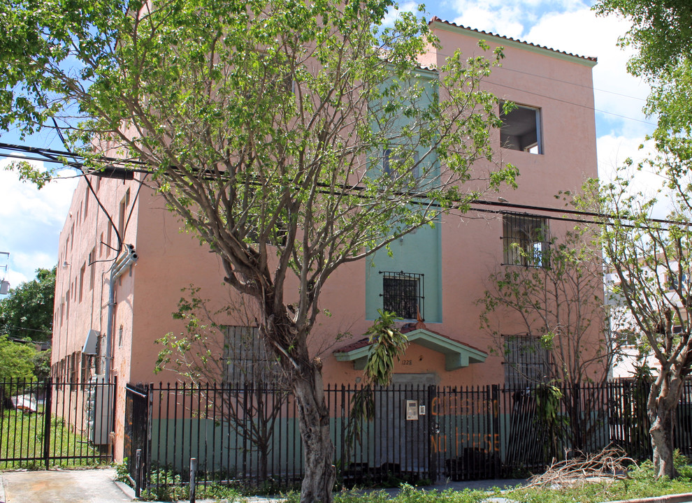 Little Havana in Miami, FL - Foto de edificio