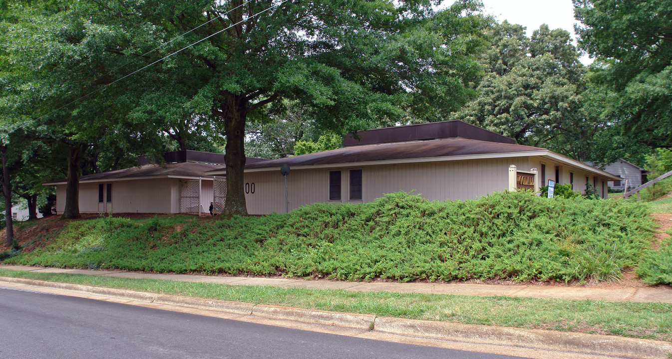 Woodall Apartments in Raleigh, NC - Building Photo