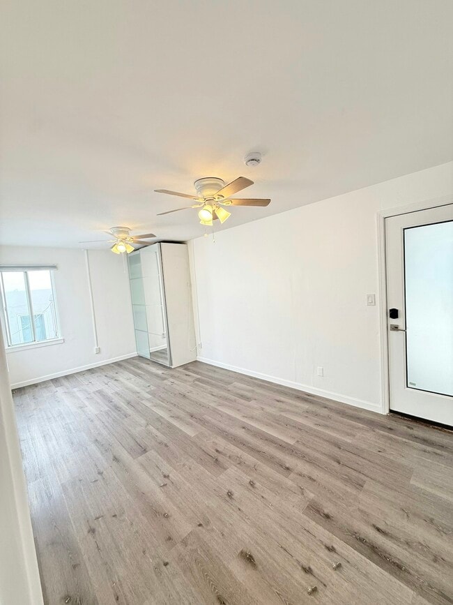 732 Ventura Pl in San Diego, CA - Building Photo - Building Photo