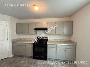 144 Maple Tree Ln in Clayton, NC - Building Photo - Building Photo
