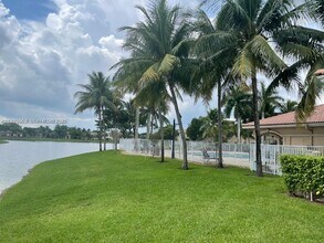 8344 SW 27th St in Miramar, FL - Building Photo - Building Photo