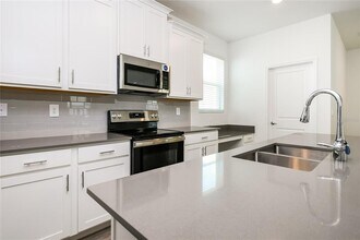 6433 Sprucepine Ln in St. Cloud, FL - Building Photo - Building Photo