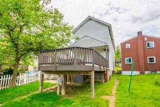 410 N 4th St in Clairton, PA - Building Photo - Building Photo