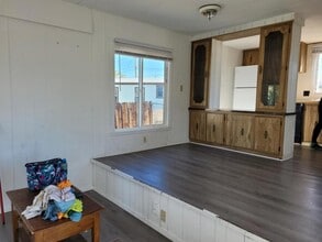 2350 Poole Way in Carson City, NV - Building Photo - Building Photo