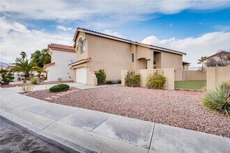 7816 Calico Flower Ave in Las Vegas, NV - Building Photo - Building Photo