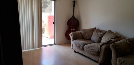 321 Inger Dr in Santa Maria, CA - Building Photo - Building Photo