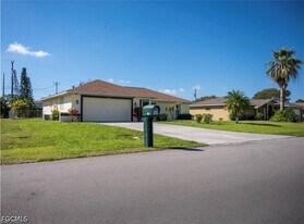234 SE 1st Ave in Cape Coral, FL - Building Photo