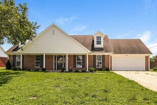 169 Woodlawn Trce in Brighton, TN - Building Photo