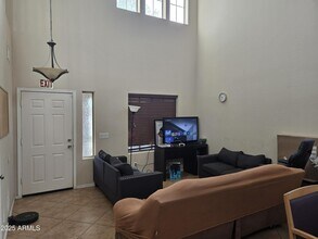 8814 W Magnolia St in Tolleson, AZ - Building Photo - Building Photo