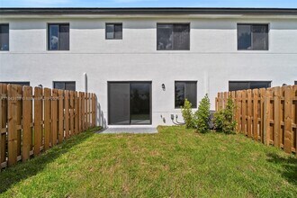 18968 SW 344th Terrace in Homestead, FL - Building Photo - Building Photo