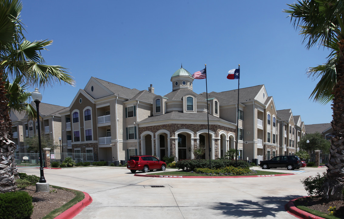 Providence Place I & II in Katy, TX - Building Photo