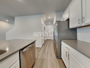 5003 Washington St SE in Olympia, WA - Foto de edificio - Building Photo