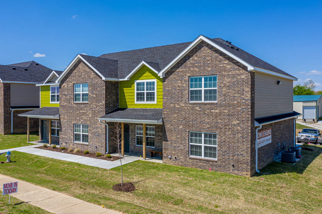 Har-Ber Townhomes in Springdale, AR - Building Photo