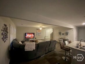 108 Dunnoman Dr in Savannah, GA - Building Photo - Building Photo