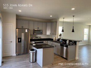 515 John Adams Dr NW in Christiansburg, VA - Building Photo - Building Photo